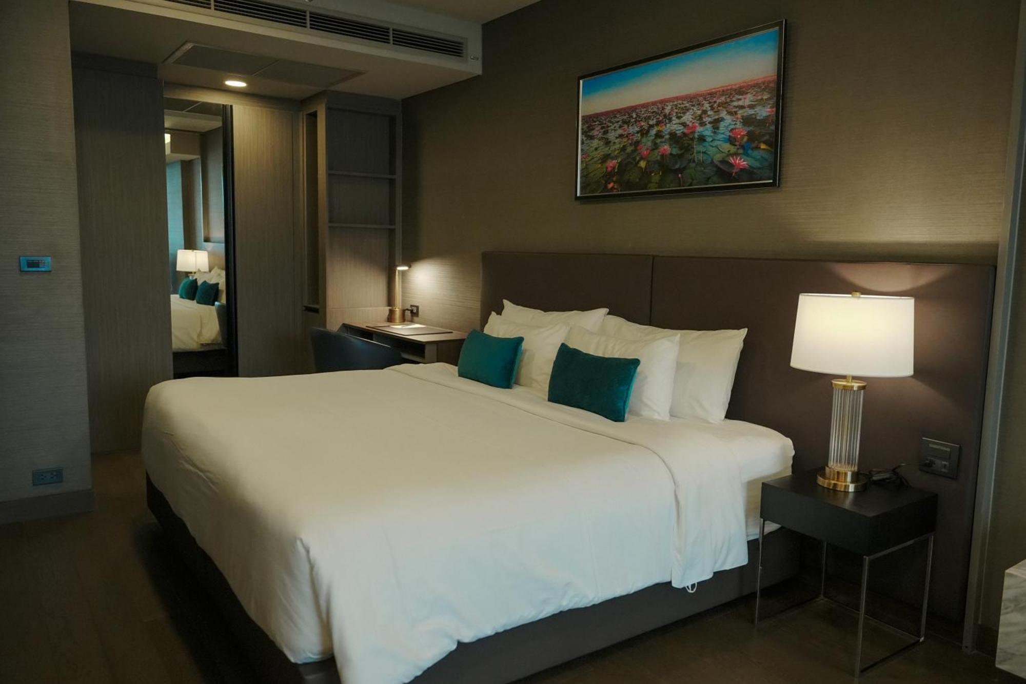 Wyndham Bangkok Queen Convention Centre מראה חיצוני תמונה